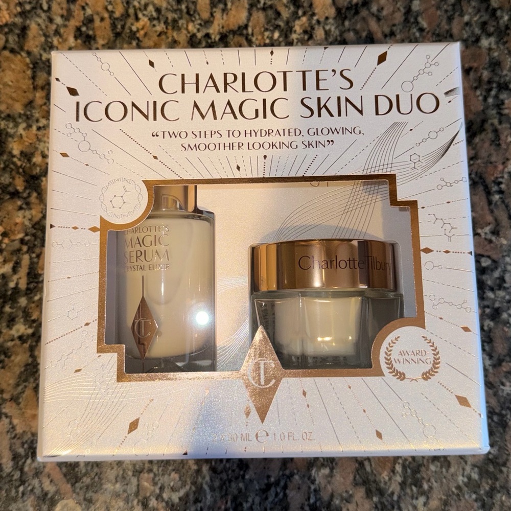 Charlotte Tilbury Iconic Magic Skin Duo
